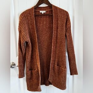 Woven Heart Rust Ribbed Cardigan